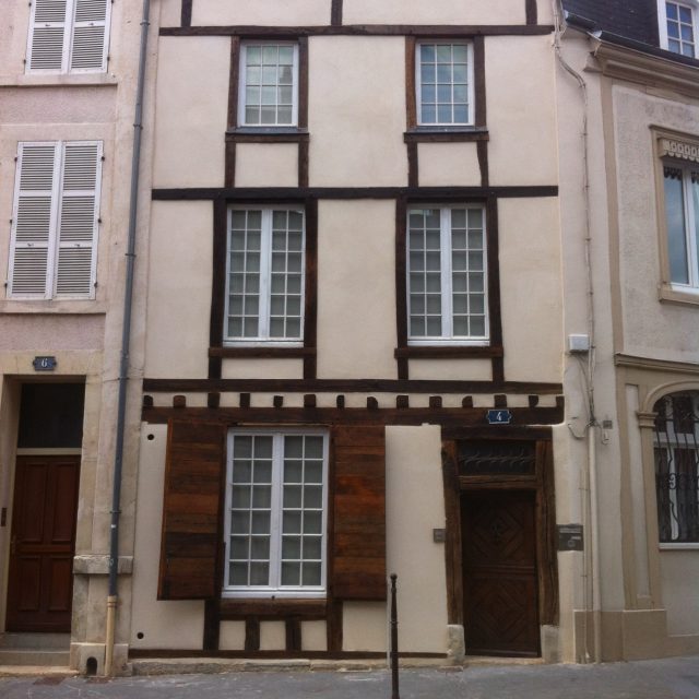 Façade de la galerie associative LES 2 ATELIERS, Reims